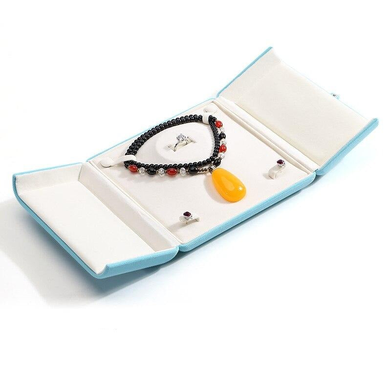 Écrin Bijoux Bleu – Élégance sereine