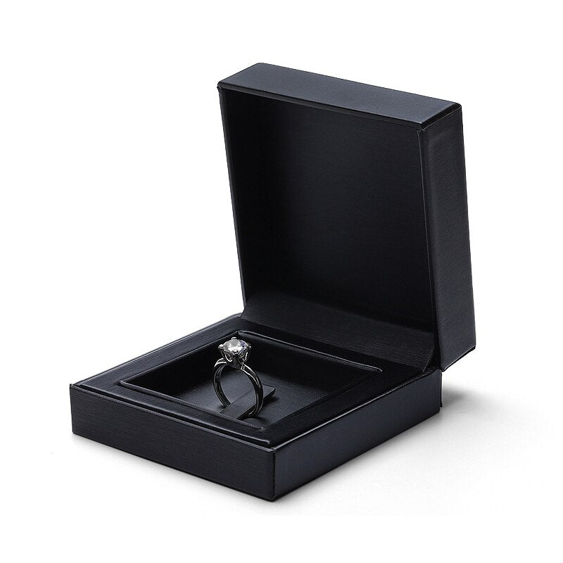 Écrin Bijoux Noir – Sobriété et distinction