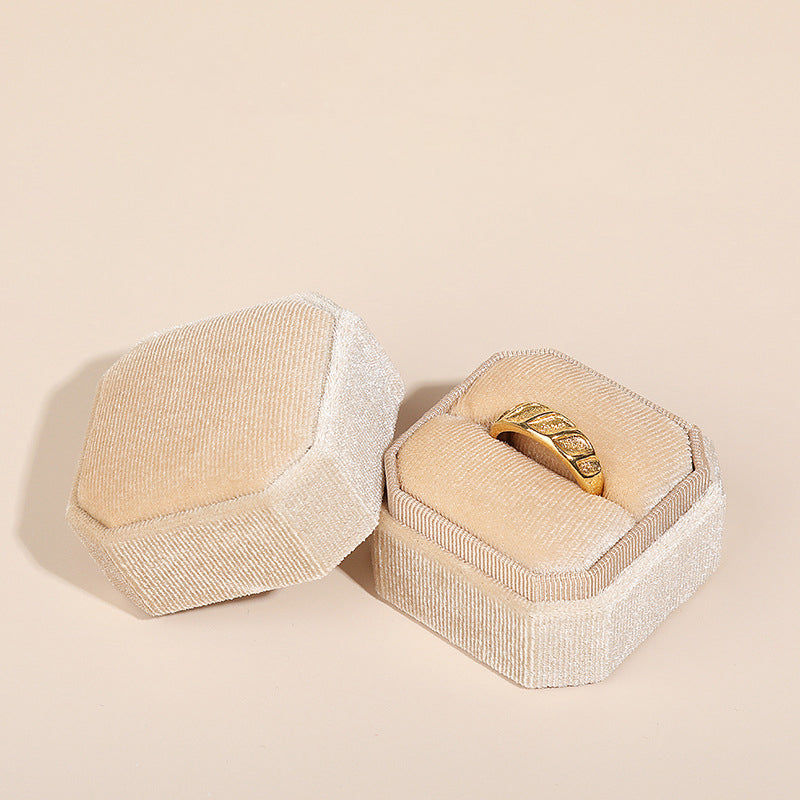 Écrin Bague Moderne – Design épuré