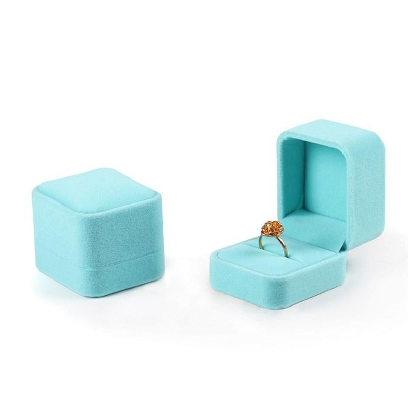 Écrin Bague Petit – Délicatesse assurée