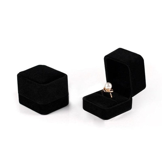 Écrin Bague Petit – Délicatesse assurée