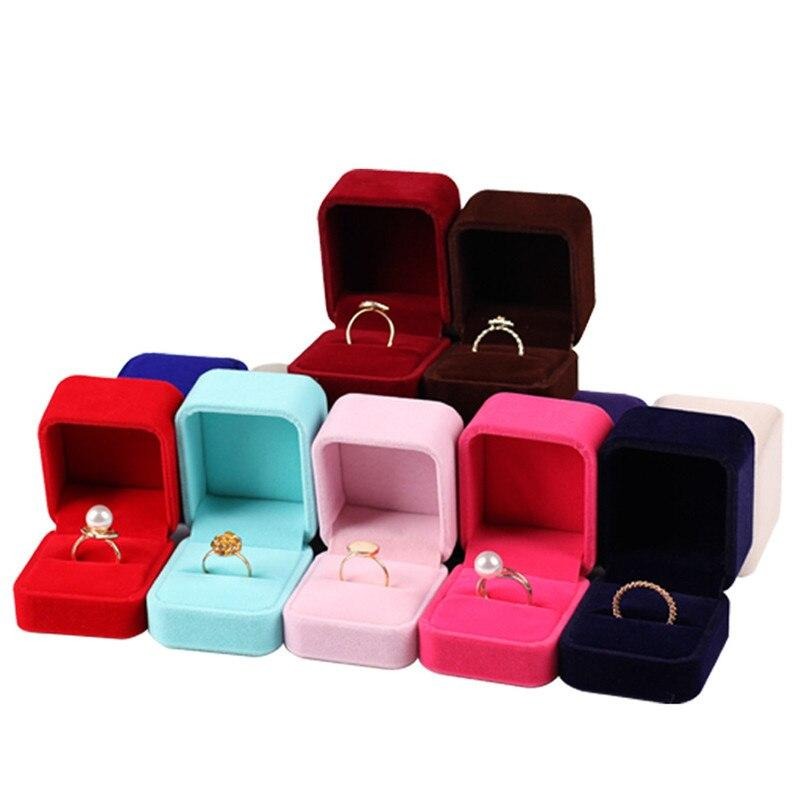 Écrin Bague Petit – Délicatesse assurée