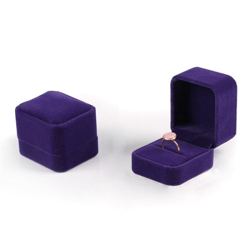 Écrin Bague Petit – Délicatesse assurée