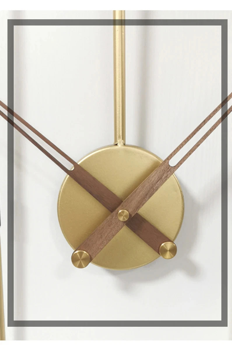 Horloge Murale Luxe Art Ovale Métal Silencieuse – Dorée ou Noire