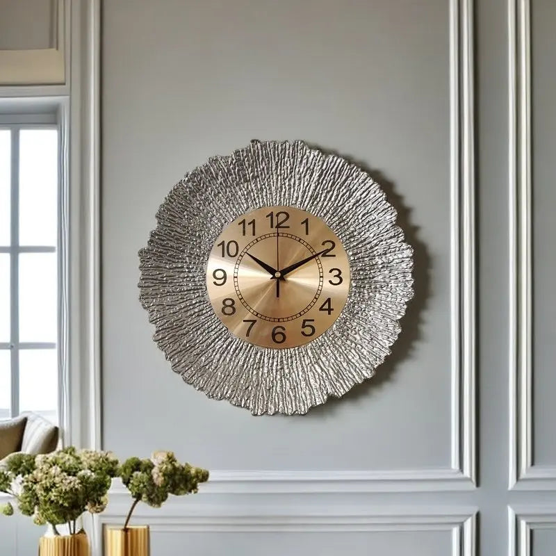 Horloge Murale Luxe Métal Ronde – Design Doré Motif Bois 30,5cm