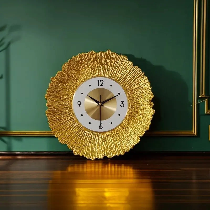 Horloge Murale Luxe Métal Ronde – Design Doré Motif Bois 30,5cm