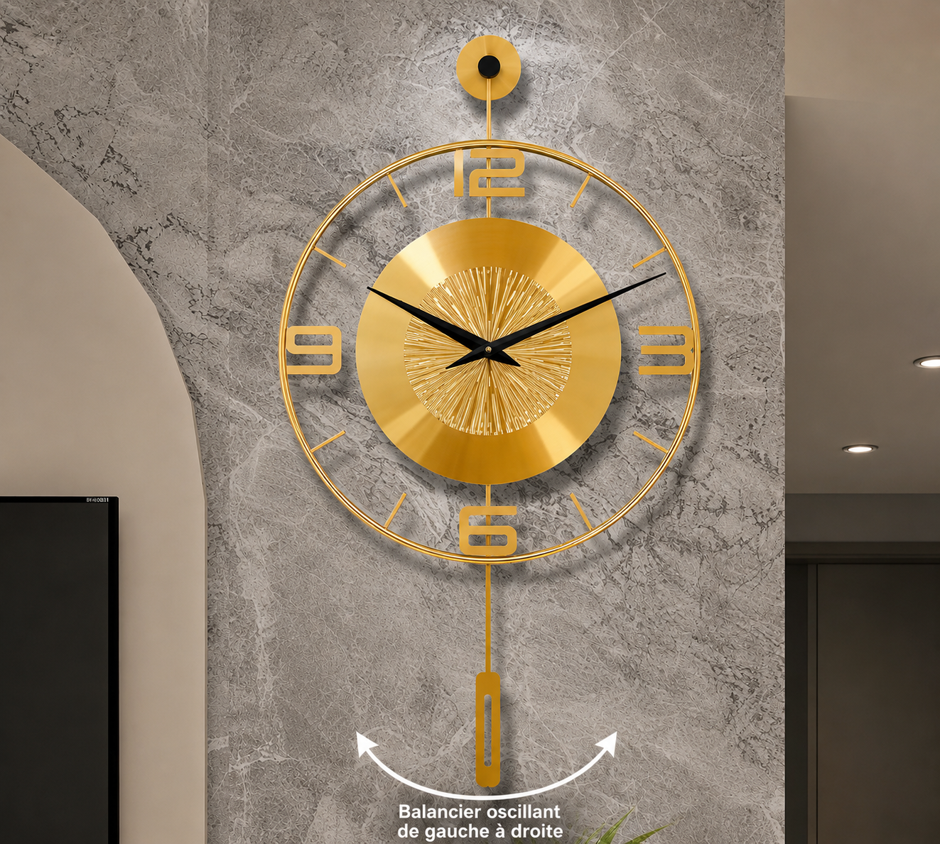 Horloge Murale Luxe Métal Doré avec Balancier Décoratif