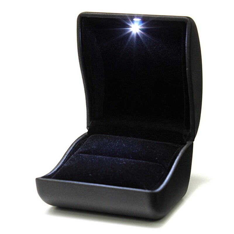 Écrin Bague Noir – Sobriété et style