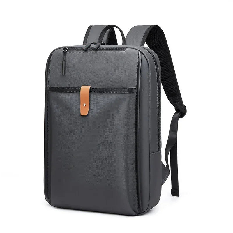 Sac à Dos en Cuir Clair pour Homme - Rabat et Sangle Vintage